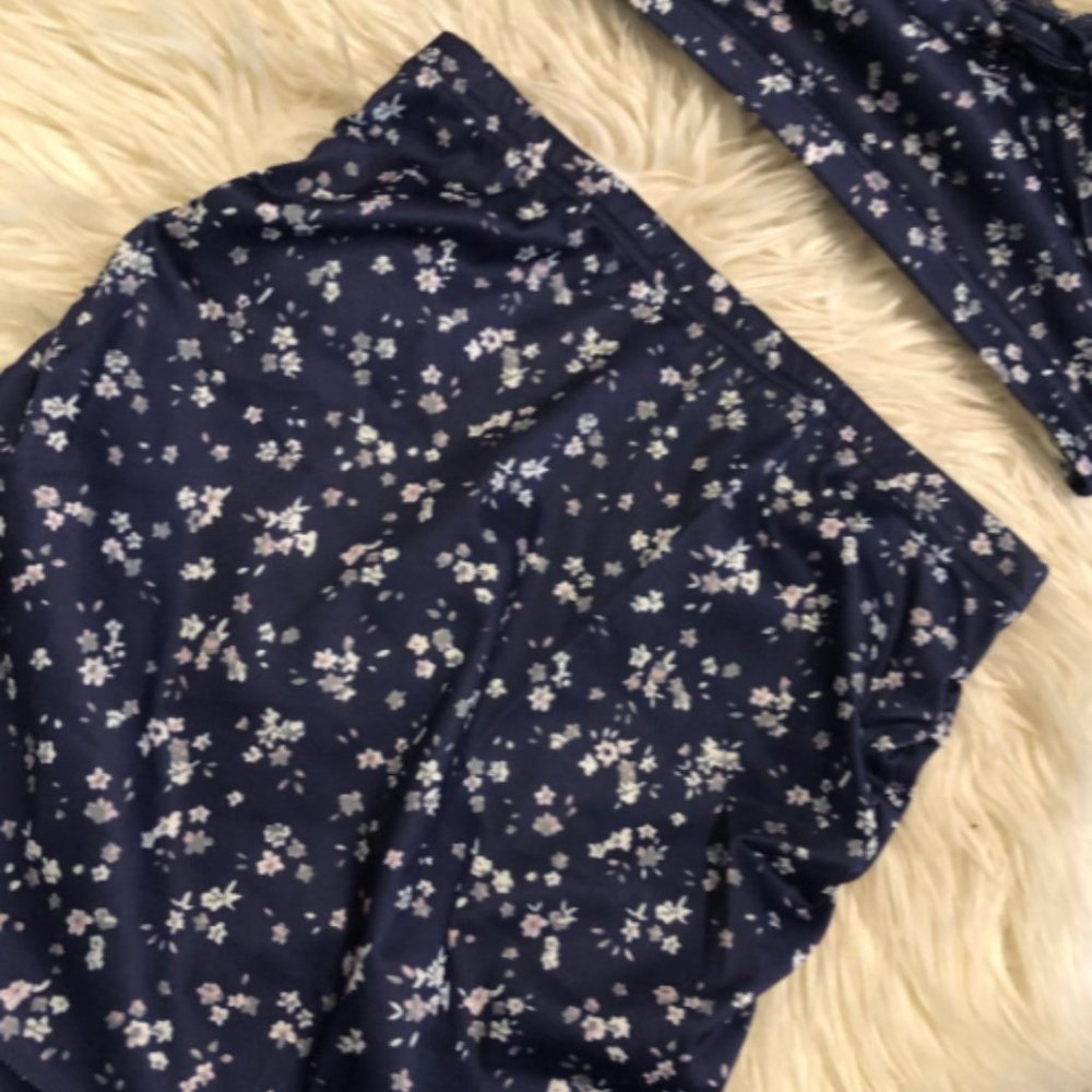 Blue Floral Two Piece Set - Picture 3 of 3